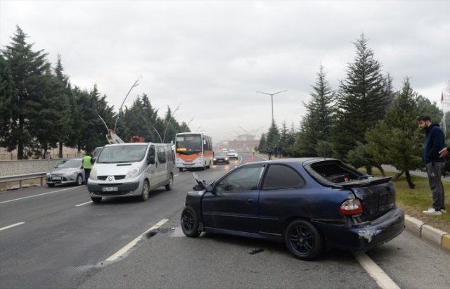 Uşak'ta korkunç kaza 3 kişi öldü 11