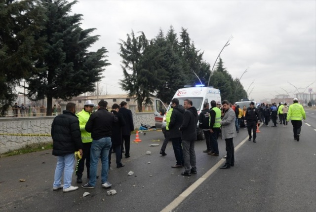 Uşak'ta korkunç kaza 3 kişi öldü 7