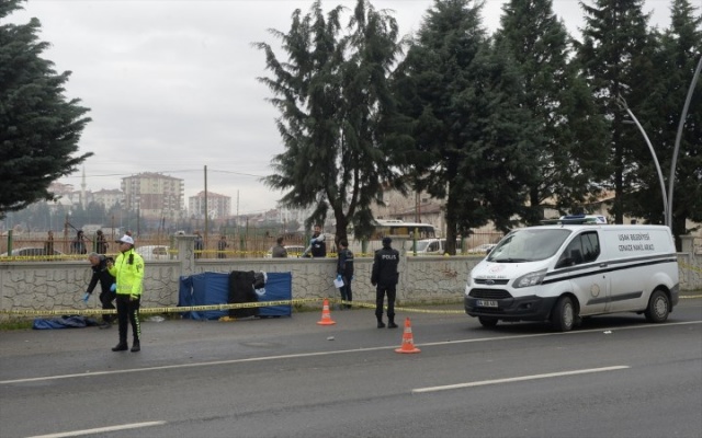 Uşak'ta korkunç kaza 3 kişi öldü 8