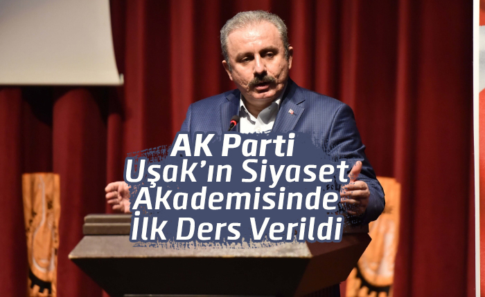 AK Parti Uşak’ın Siyaset Akademisinde İlk Ders Verildi