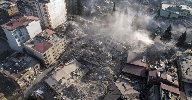 Bakan Kurum yıkılması gereken bina sayısını açıkladı!