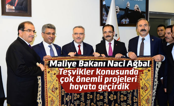 Maliye Bakanı Naci Ağbal Uşak Belediyesi'ni ziyaret etti
