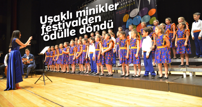 Uşaklı Minikler İzmir'de İzleyenleri Büyüledi