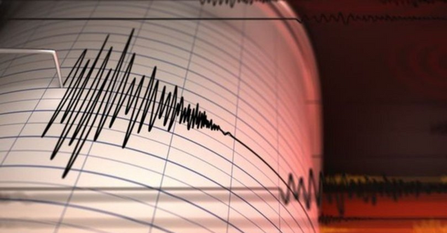 Son dakika! Türkiye ile İran sınırında 4 büyüklüğünde deprem meydana geldi