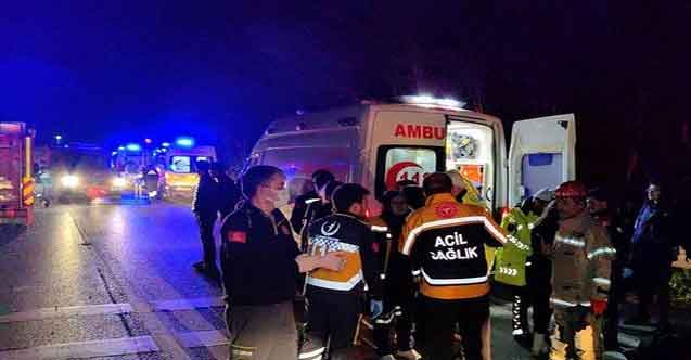 Bursa'dan acı haber! Öğrencileri taşıyan tur otobüsü devrildi 3 ölü 44 yaralı var
