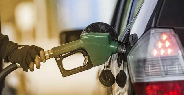 Akaryakıt fiyatlarına büyük zam iddiası! Motorin 30 TL benzin 32 TL mi olacak?