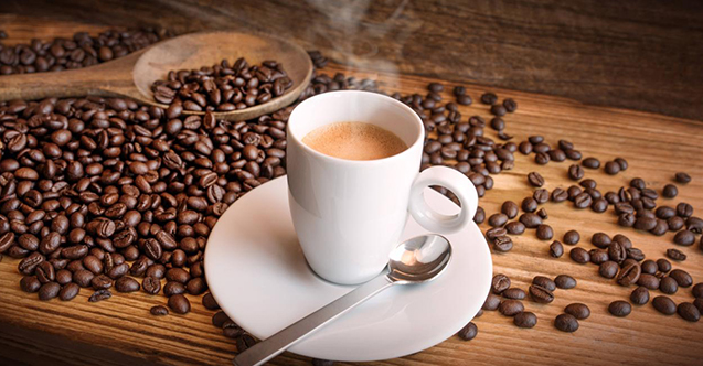 BU SAATTE içilen kahve beyne ve vücuda enerji veriyor