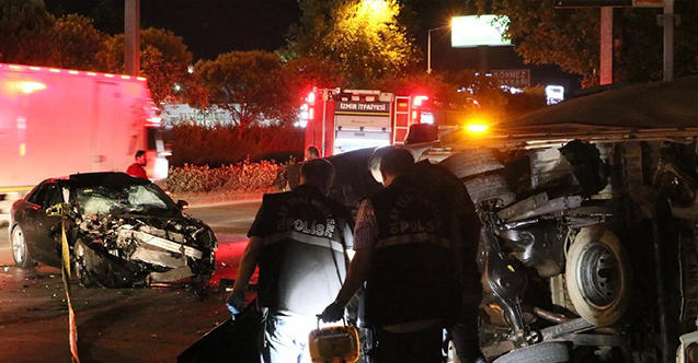 İzmir'de yarışan otomobiller faciaya neden oldu! Anne öldü, 7 aylık bebek yaralı!