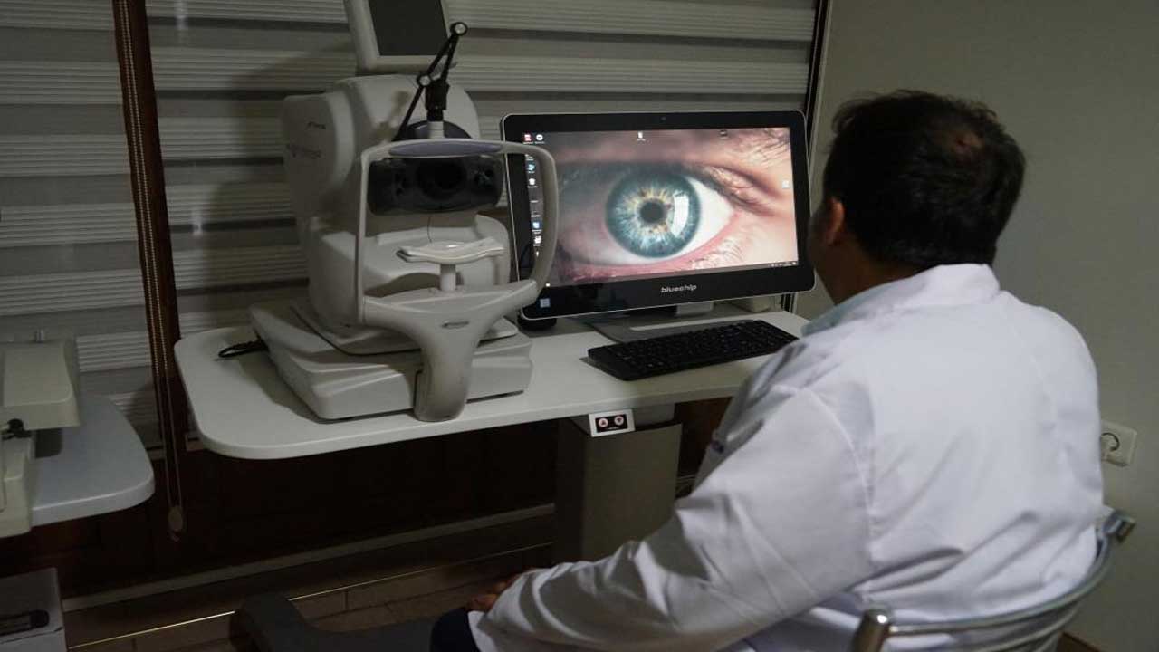Bu belirtilere aman dikkat! Bilgisayar körlüğü hastalığına yakalanmış olabilirsiniz