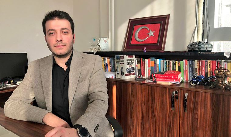Gazeteci Batuhan Çolak'a sabah saatlerinde gözaltı! Sosyal Medyadan duyurdular Batuhan Çolak kimdir? Neden gözaltına alındı?