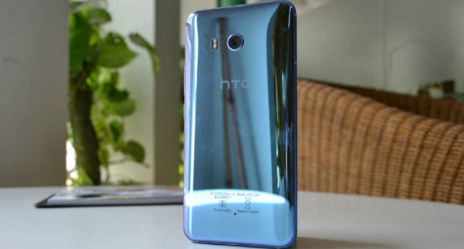 HTC U11 Plus Çerçevesiz mi Olacak?