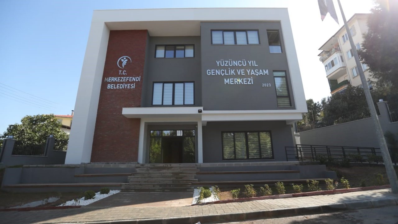 Denizli'de Yüzüncü Yıl Gençlik ve Yaşam Merkezi kapılarını açıyor