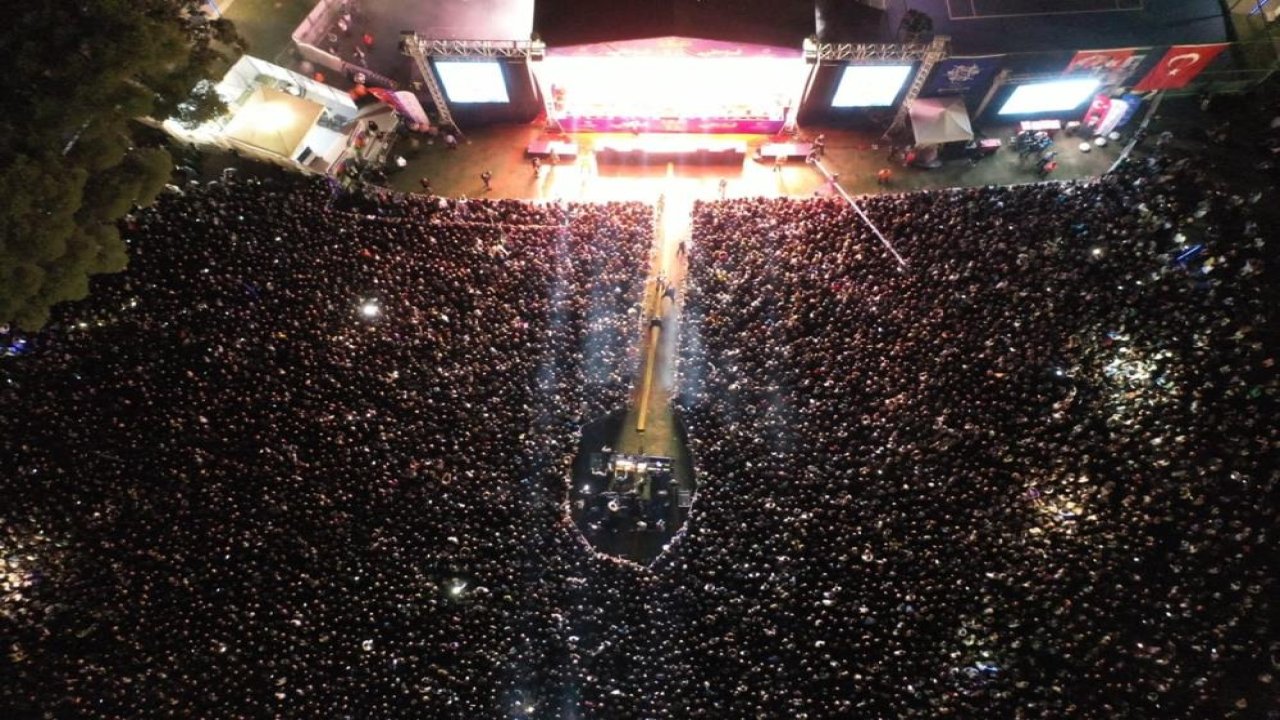 Aydınfest coşkuyla başladı! Manga konserine 60.000 kişi katıldı!