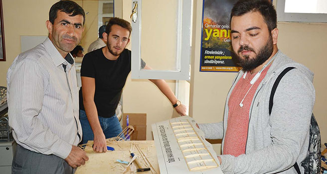 Uşak'ta gençler, havacılığa ilk adımlarını bu kurslarda atıyor