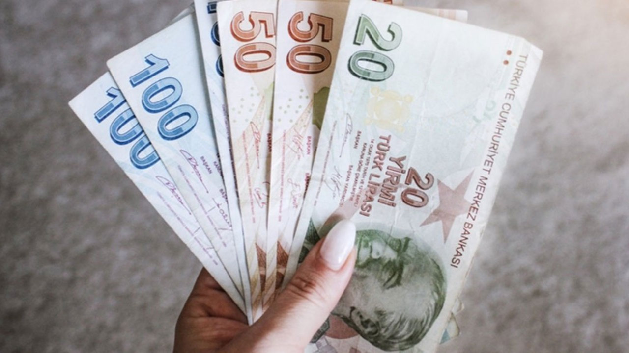 Cebinde 5 20 50 TL olan hemen kontrol etsin! Aslında servet değerinde zengin olmuş olabilirsiniz