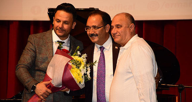 Karakaya ile Unutulmaz Sanat Şöleni