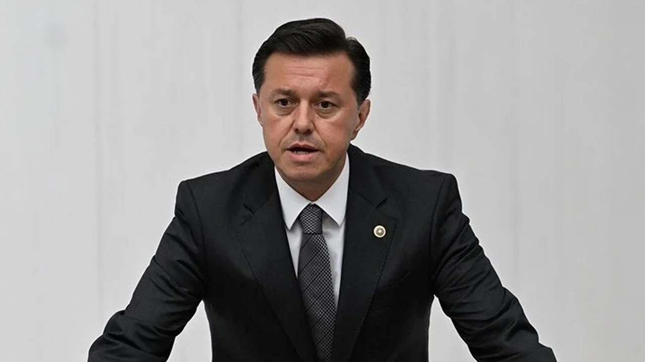 İYİ Parti'den istifa eden Eskişehir Milletvekili Nebi Hatipoğlu AK Parti'ye geçiyor!