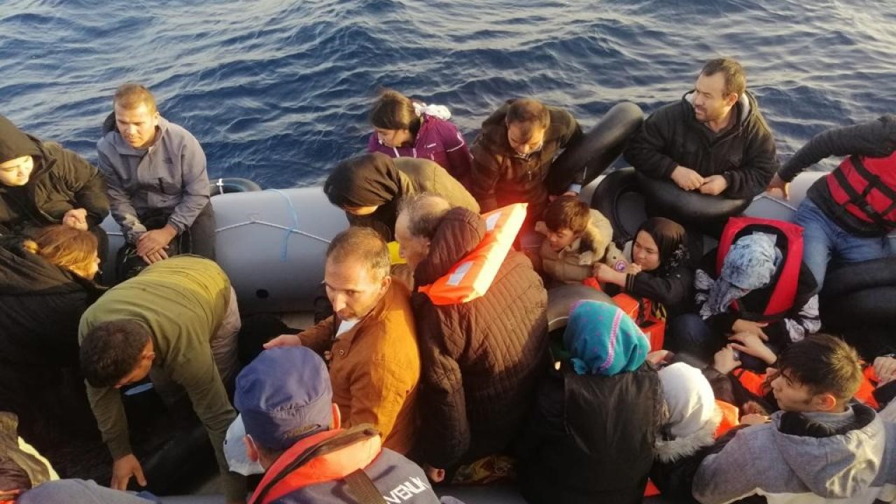 İzmir'de Yunanistan'ın geri ittiği 132 göçmen kurtarıldı