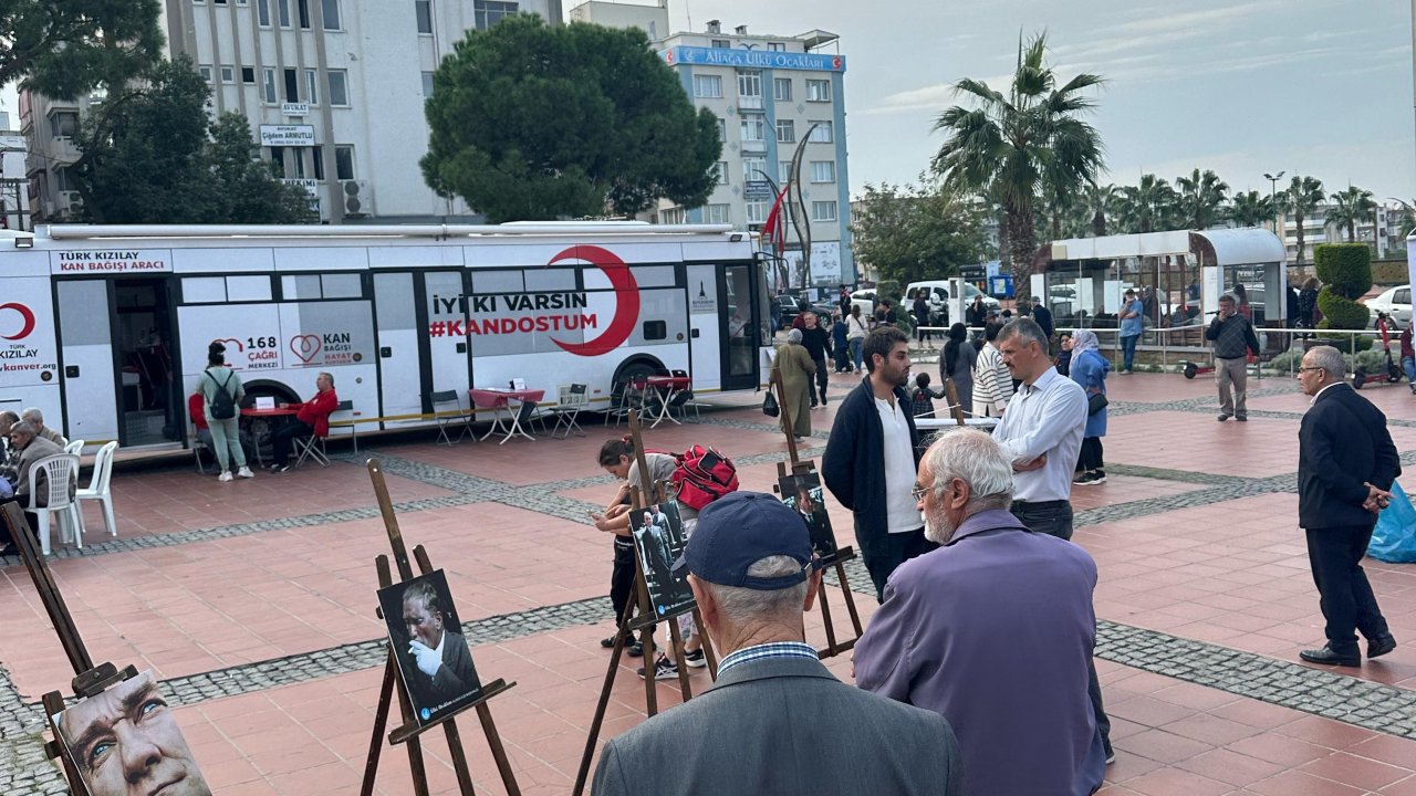 İzmir'de Ülkü Ocakları Aliağa İlçe Başkanlığı'ndan Atatürk Sergisi