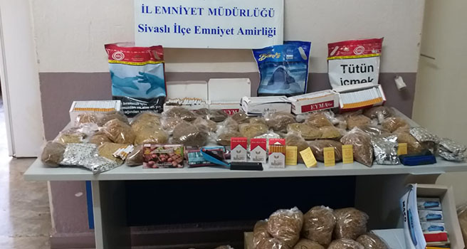SİVASLI’DA KAÇAK TÜTÜN OPERASYONU