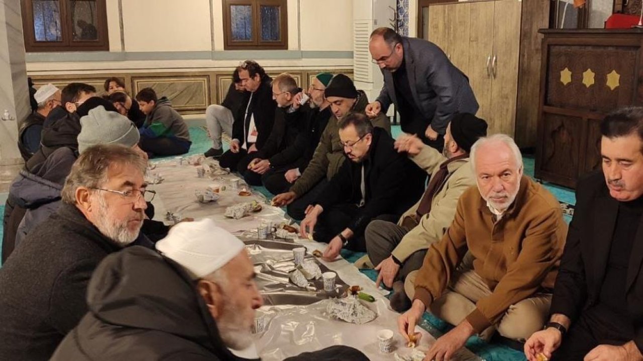 Kütahya'da 300 kişi Filistin'e destek için iftar yaptı!