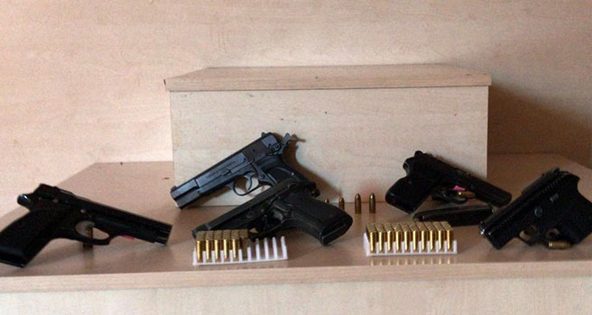 Uşak polisi silah tüccarlarına operasyonlarını artırdı