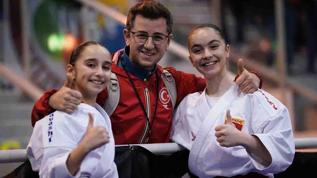 İtalya'daki dünya finaline Kütahyalı karateciler damga vurdu