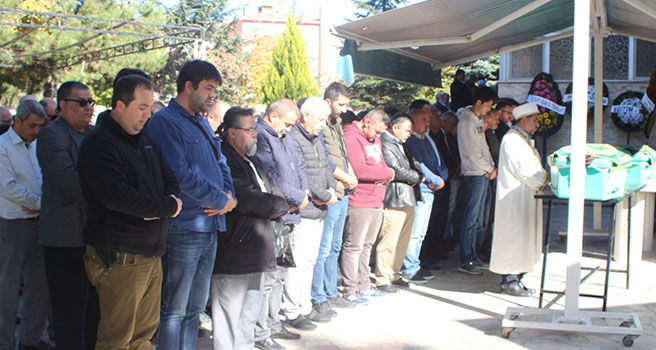 Ali Kıyar vefat etti