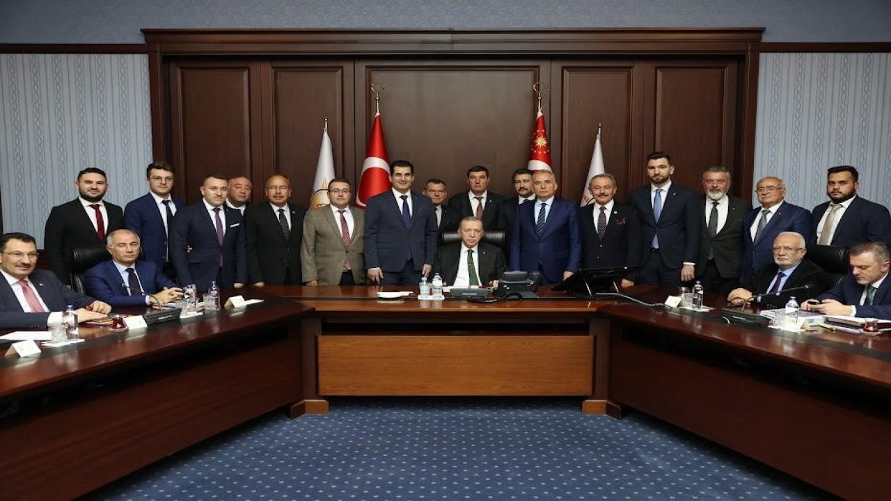 Denizli AK Parti İl Teşkilatı Cumhurbaşkanı Erdoğan ile bir araya geldi