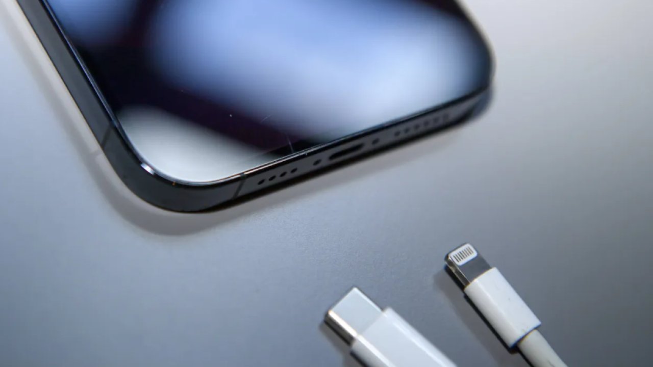 Çakma şarj aleti iPhone 15 Pro Max’i böyle eritti
