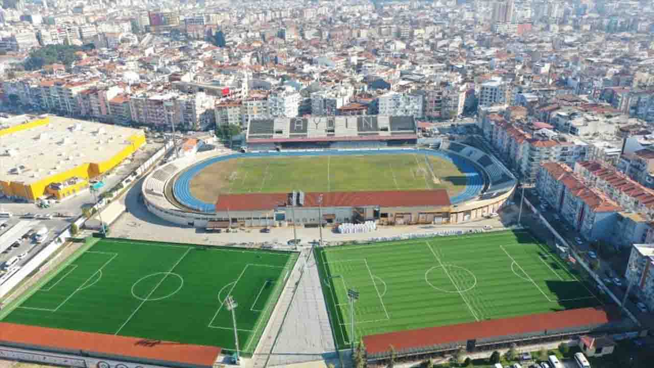 Aydın'ın tarihi stadyumu deprem riski nedeniyle yıkılıyor