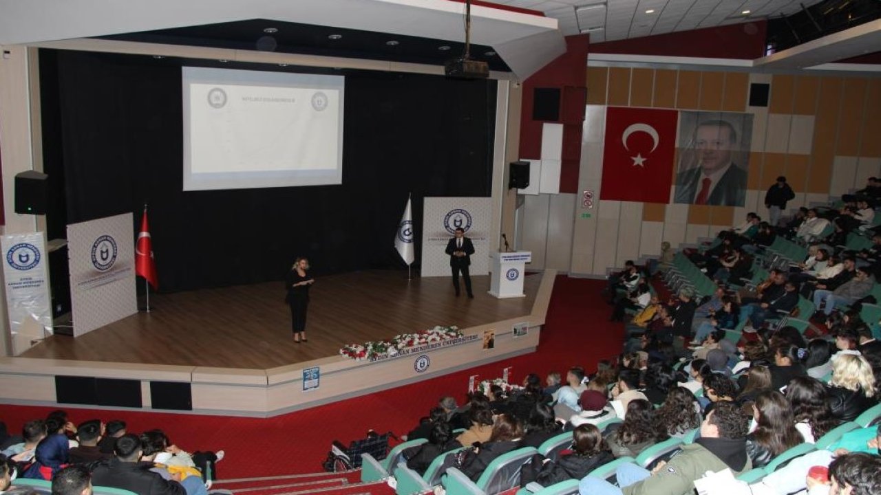 Aydın'da üniversiteli öğrencilere Siber Suçlar ve Güvenlik Semineri düzenlendi