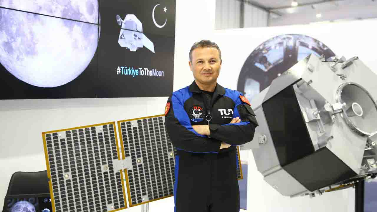 SpaceX açıkladı! Türkiye'nin ilk uzay yolculuğunun saati netleşti!