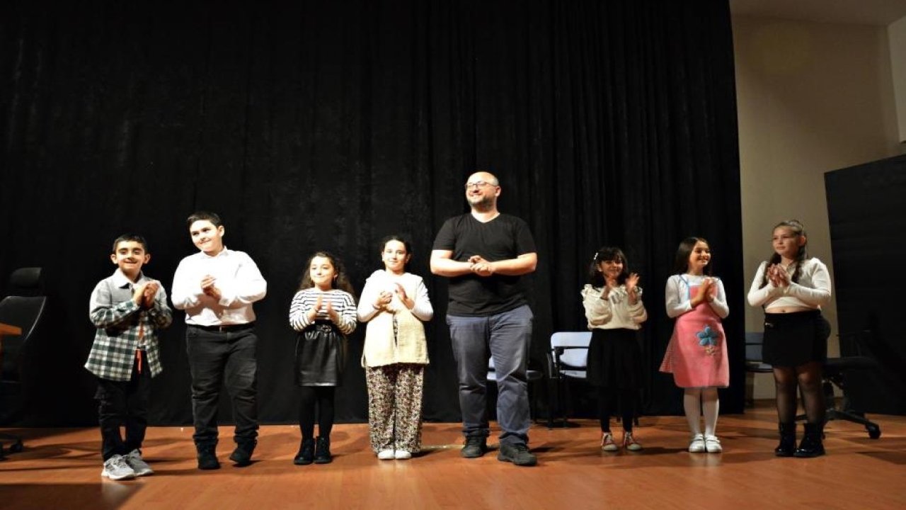 Manisa Turgutlu'da çocuklara ve yetişkinlere tiyatro resitali