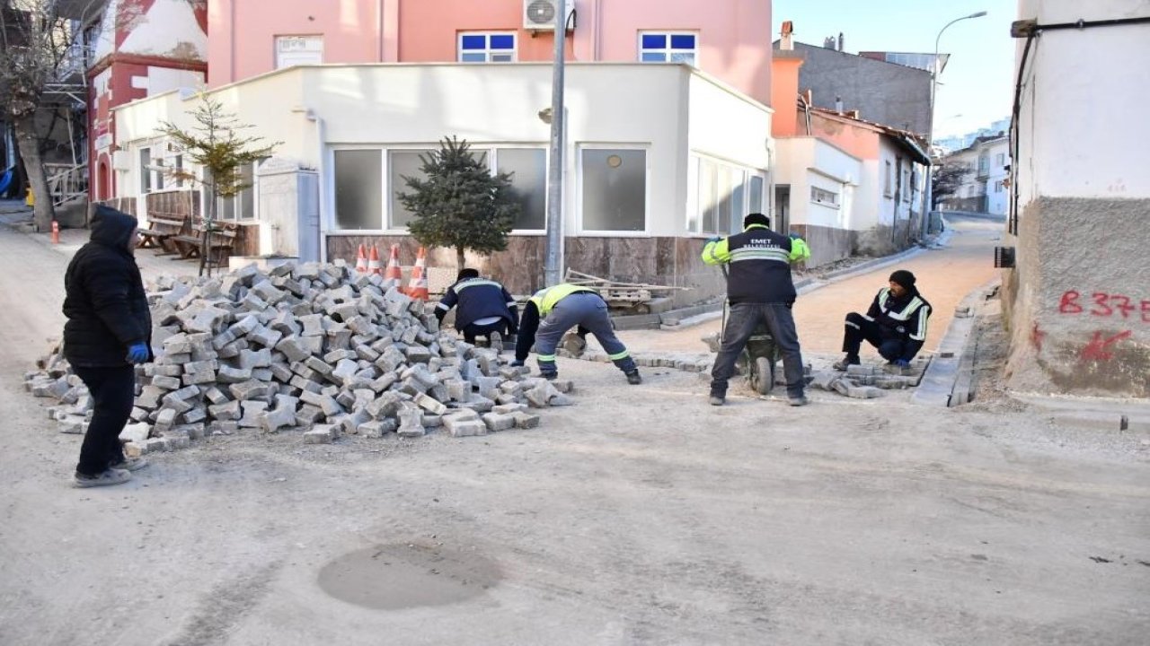 Kütahya'da Emet Belediyesi alt yapı çalışmalarını hızlandırdı!