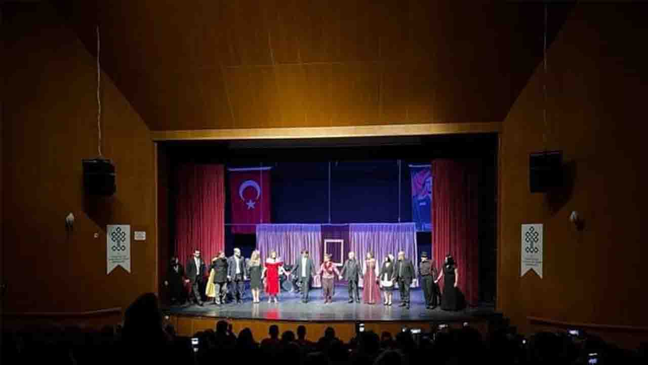 Türkiye'nin ilk alaturka müzikali Aydın'da izleyiciyle buluşacak!