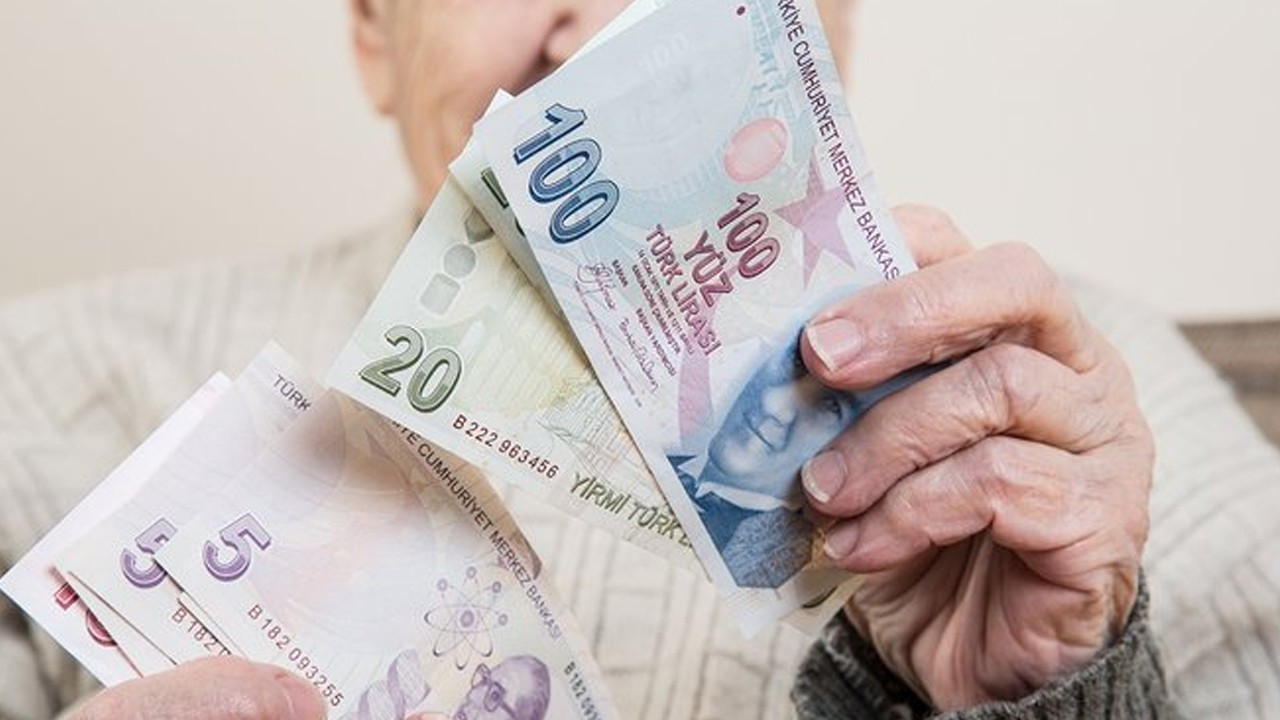 Emeklilere ÇİFT PROMOSYON MÜJDESİ! 24 bin TL ödeme alabilirsiniz