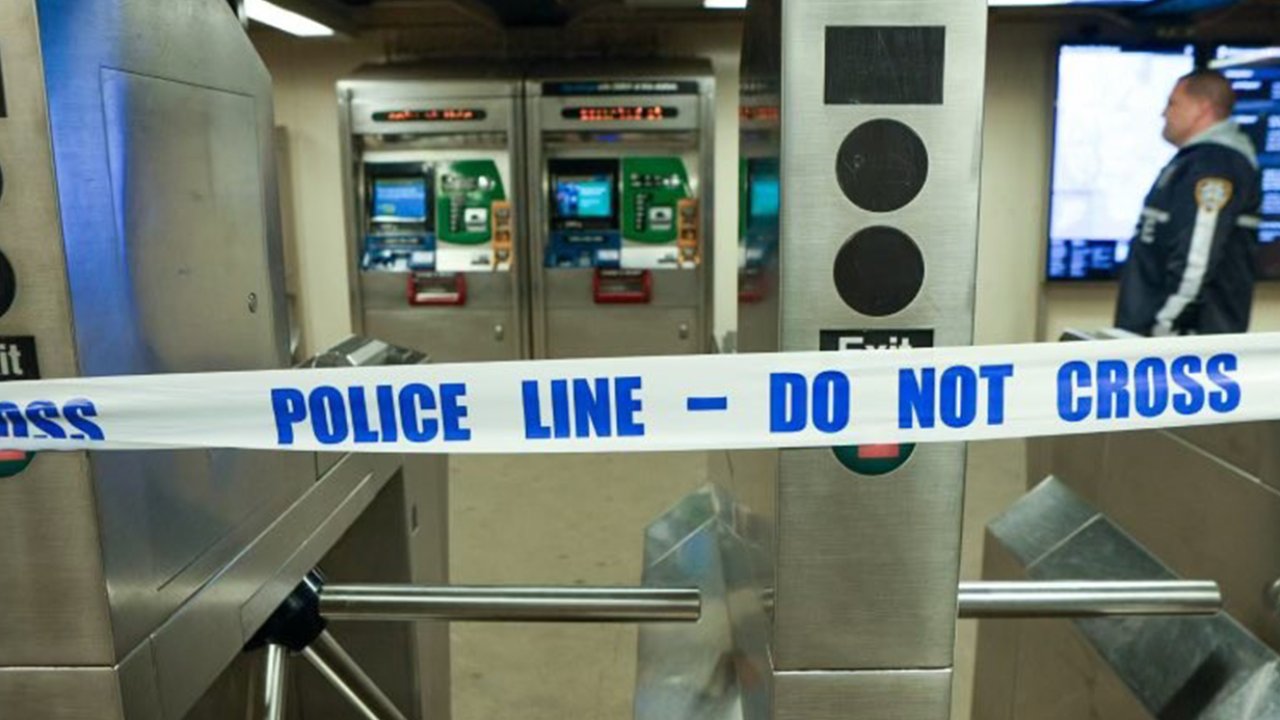 ABD'de New York metrosunda silahlı çatışma 1 ölü 5 yaralı!