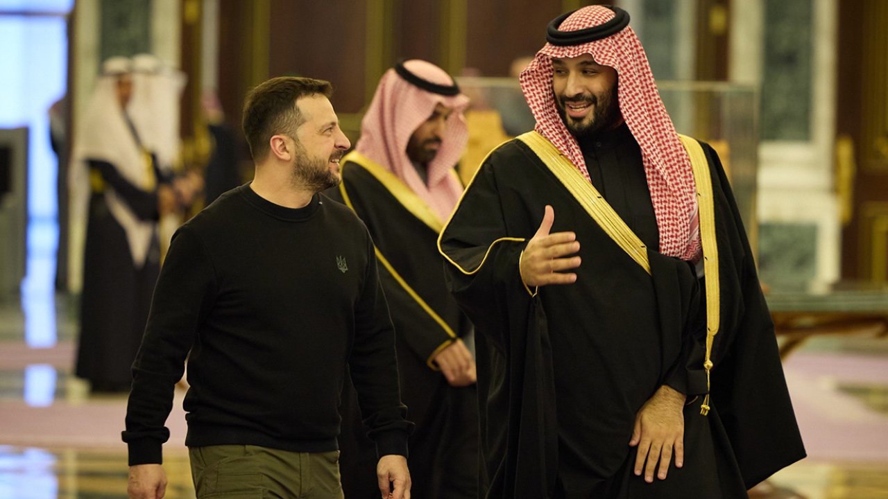 Zelenskiy, Suudi Arabistan Veliaht Prensi Salman'ı ziyaret etti