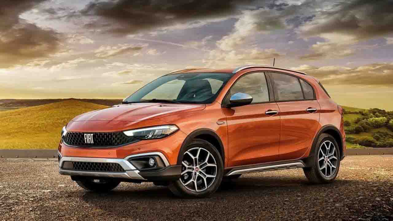 ÖTV'siz satışlar başladı! Yarı fiyatına Fiat Egea fırsatı!