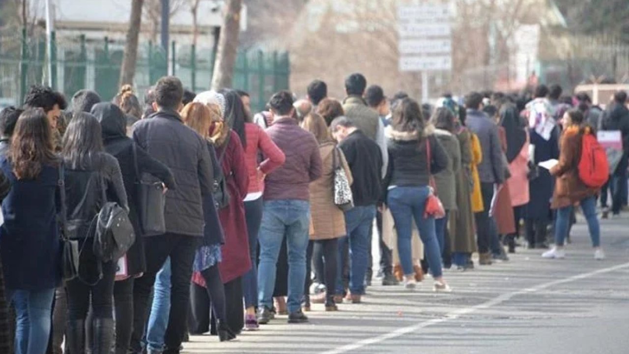 BAŞVURULAR ALINMAYA BAŞLADI Aile Bakanlığı’ndan SADECE KADINLARA düzenli 1000 TL yardım