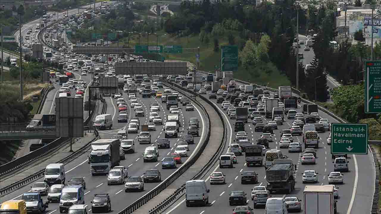 Tüm araç sahiplerini ilgilendiriyor! 1 Nisan tarihi açıklandı, 2.568 TL cezası var!