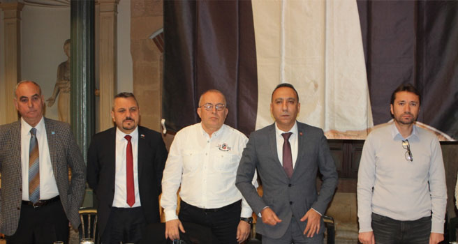 Gür başkanlık anlayışını istihdama dayalı olarak açıkladı