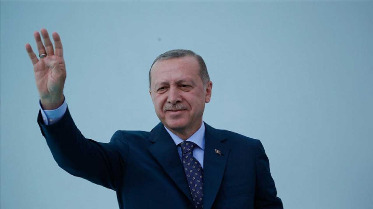 16 milyon emekliye müjdeler peş peşe geliyor! Yeniden ödenecek...