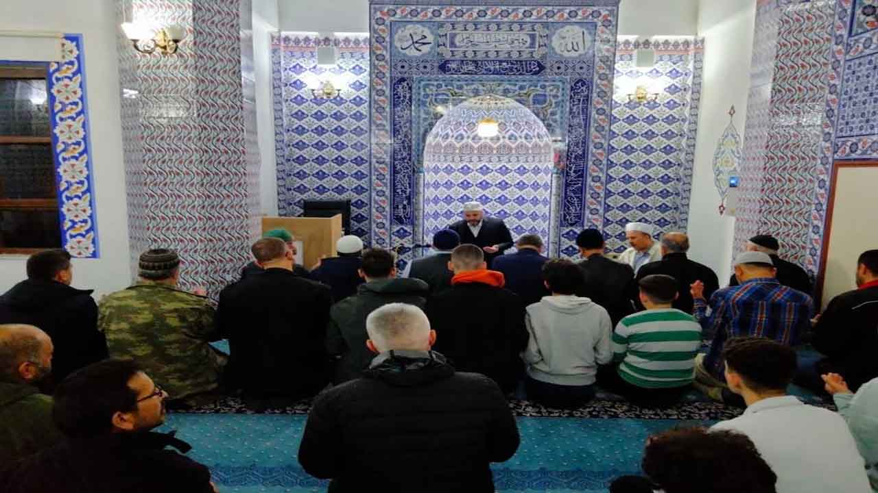 Kütahya'da Merkez İmam-ı Azam Camii'nde sahur programı düzenlendi