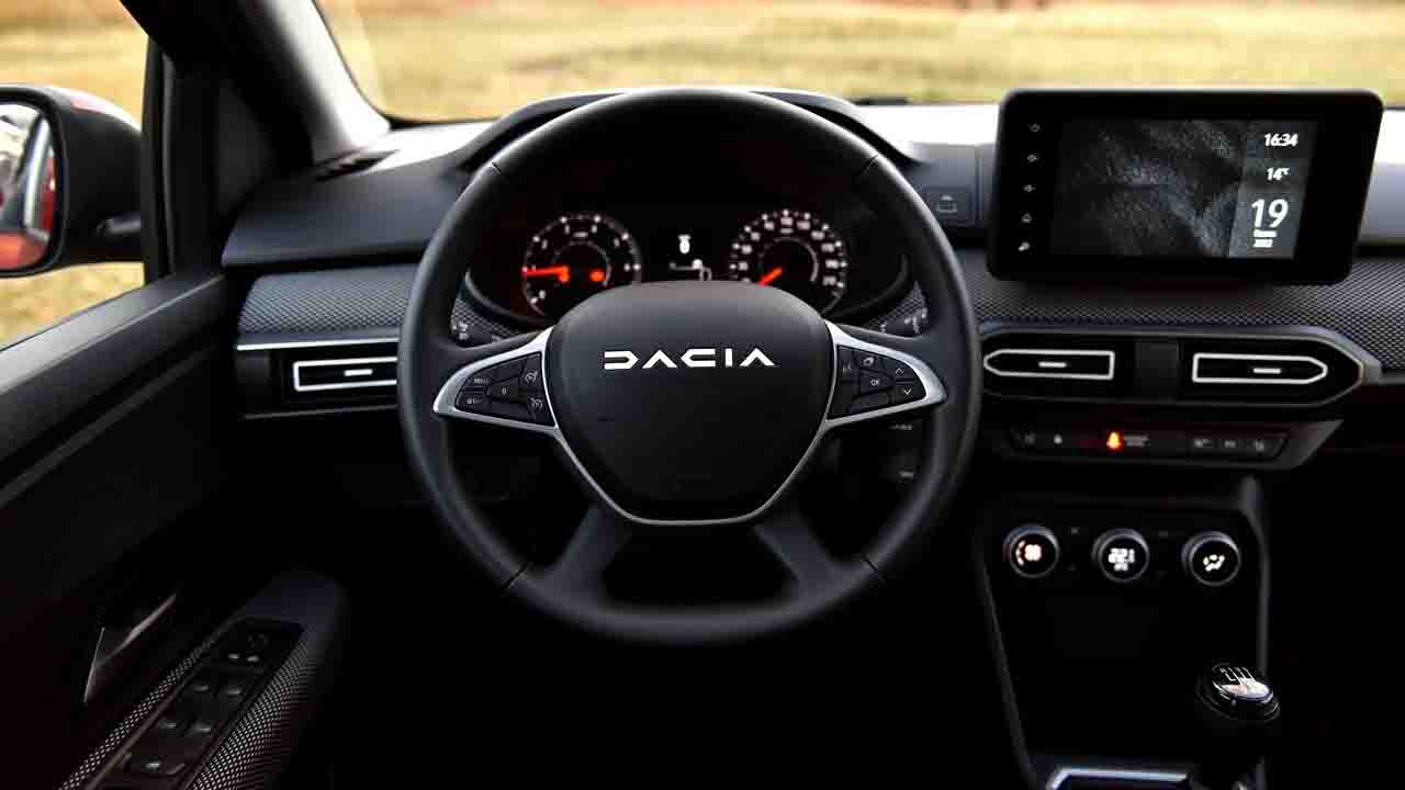 En ucuz SUV Dacia'da! 487.000 TL'lik çılgın fiyat açıklandı!