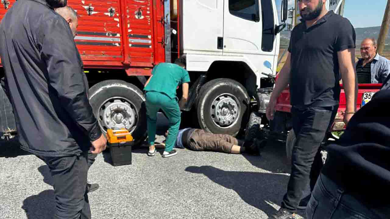 Manisa'da feci kazada 71 yaşındaki ATV sürücüsü kamyonun altında kaldı!