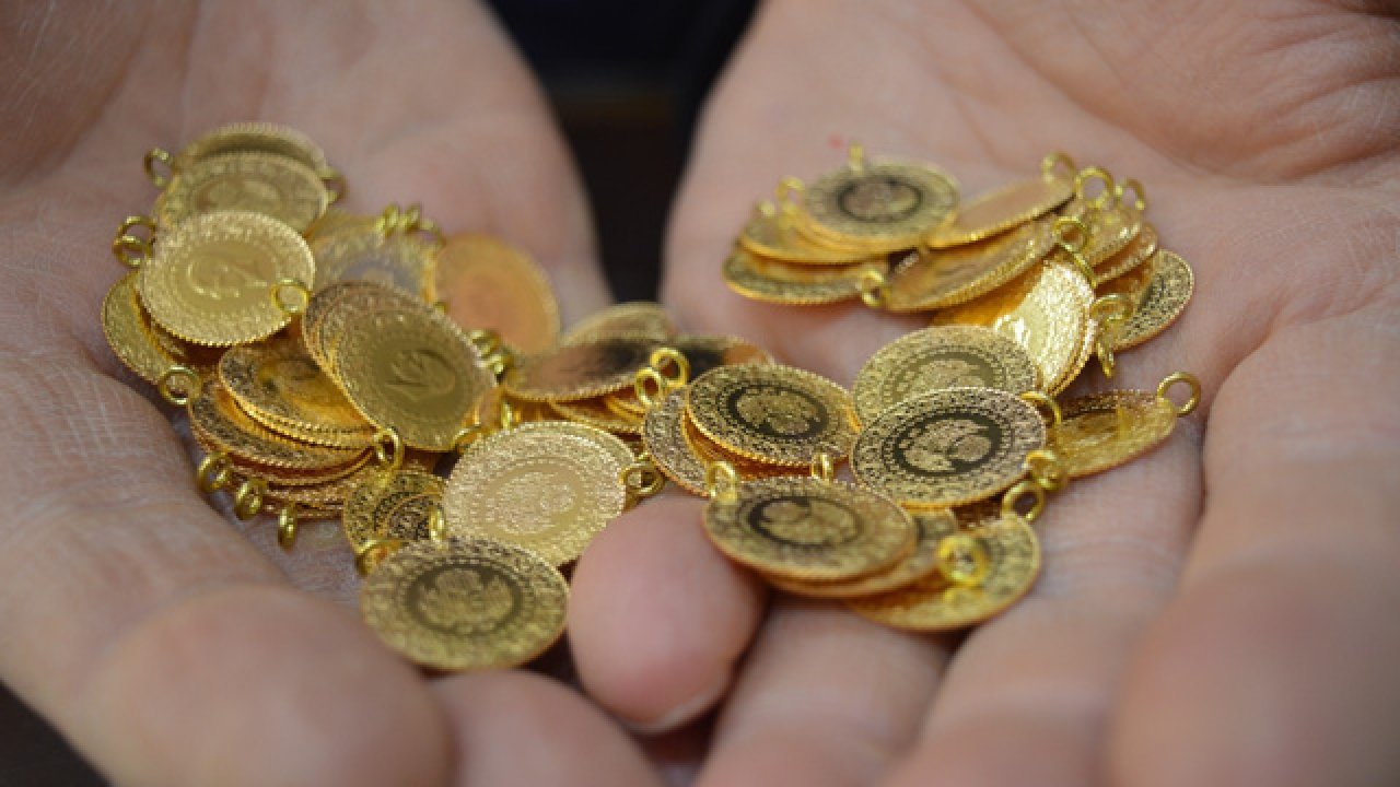 Altın fiyatları çok sert düştü! Yatırımcılar üzgün gram altın ters köşe yaptı