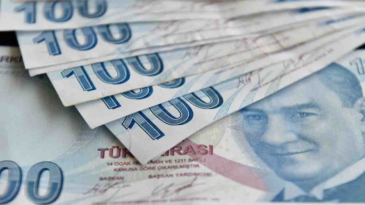 Asgari ücretlilere 30.000 TL! Halkbank'tan ihtiyaç kredisi taksit tablosu!
