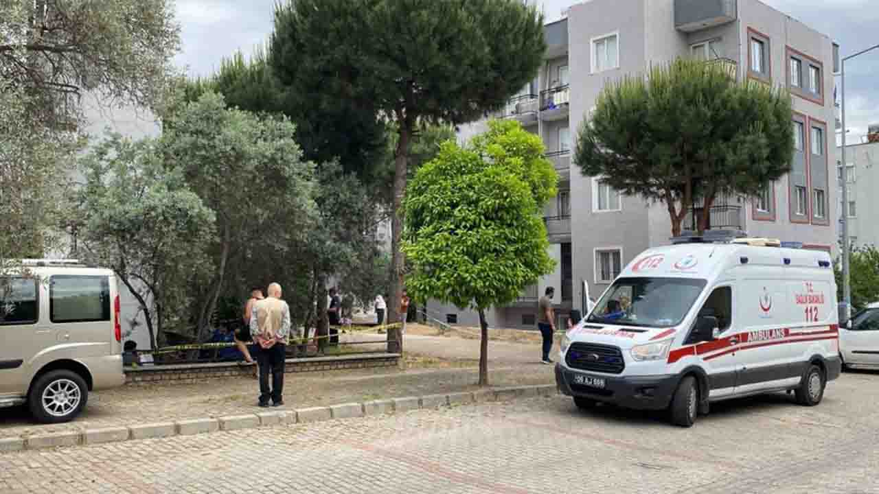 Aydın'da yaşlı kadın üçüncü kattan beton zemine düşüp öldü